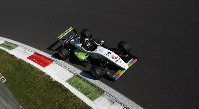 Jorge Bas (TCR Motorsport,Tatuus FA 010 FPT-CIFA #20) 