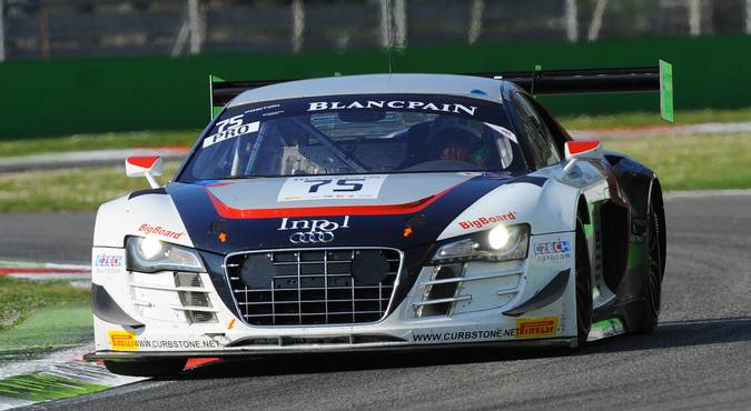 audiR8_2105