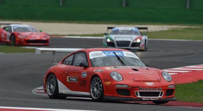 Matteo Desideri (Antonelli Motorsport,Porsche 997 Cup #108) 