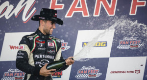 nascar3_2811