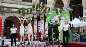 Podio finale, Cerimonia di Premiazione