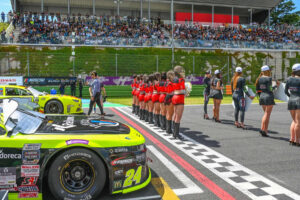 nascar6_1805