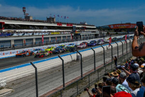 nascar_2305
